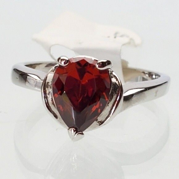 Silver tone red/ orange size 5 ring delicate teardrop shape stone - Picture 3 of 8